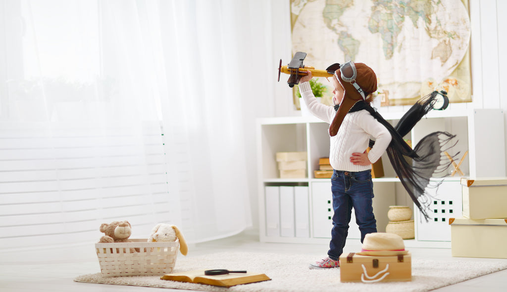 5 Must-Have Toys for a Baby Registry