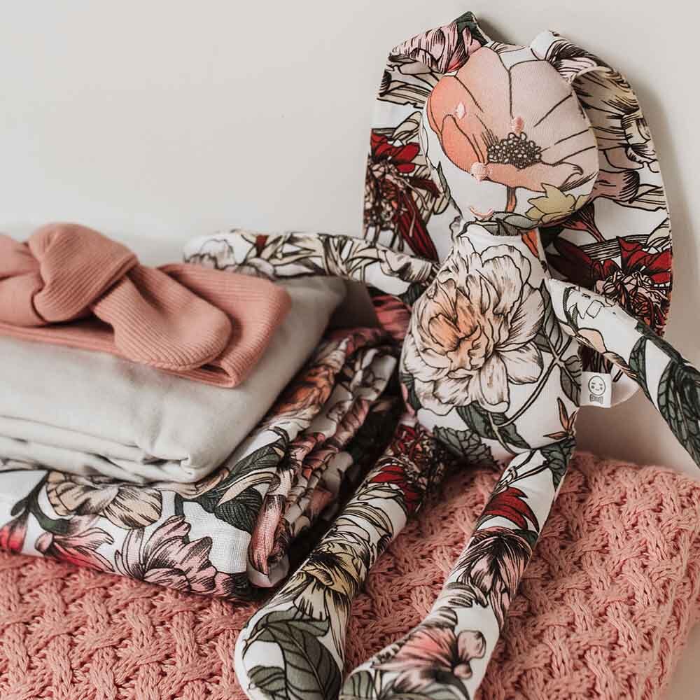 Snuggle Hunny Bunny Comforter in Australiana Print